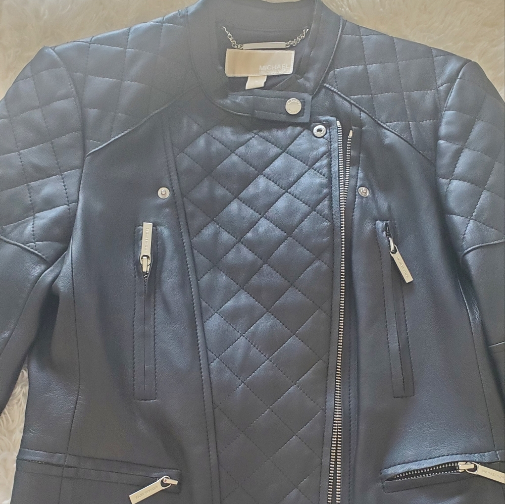 MICHAEL KORS LEATHER JACKET - Picture 2 of 5